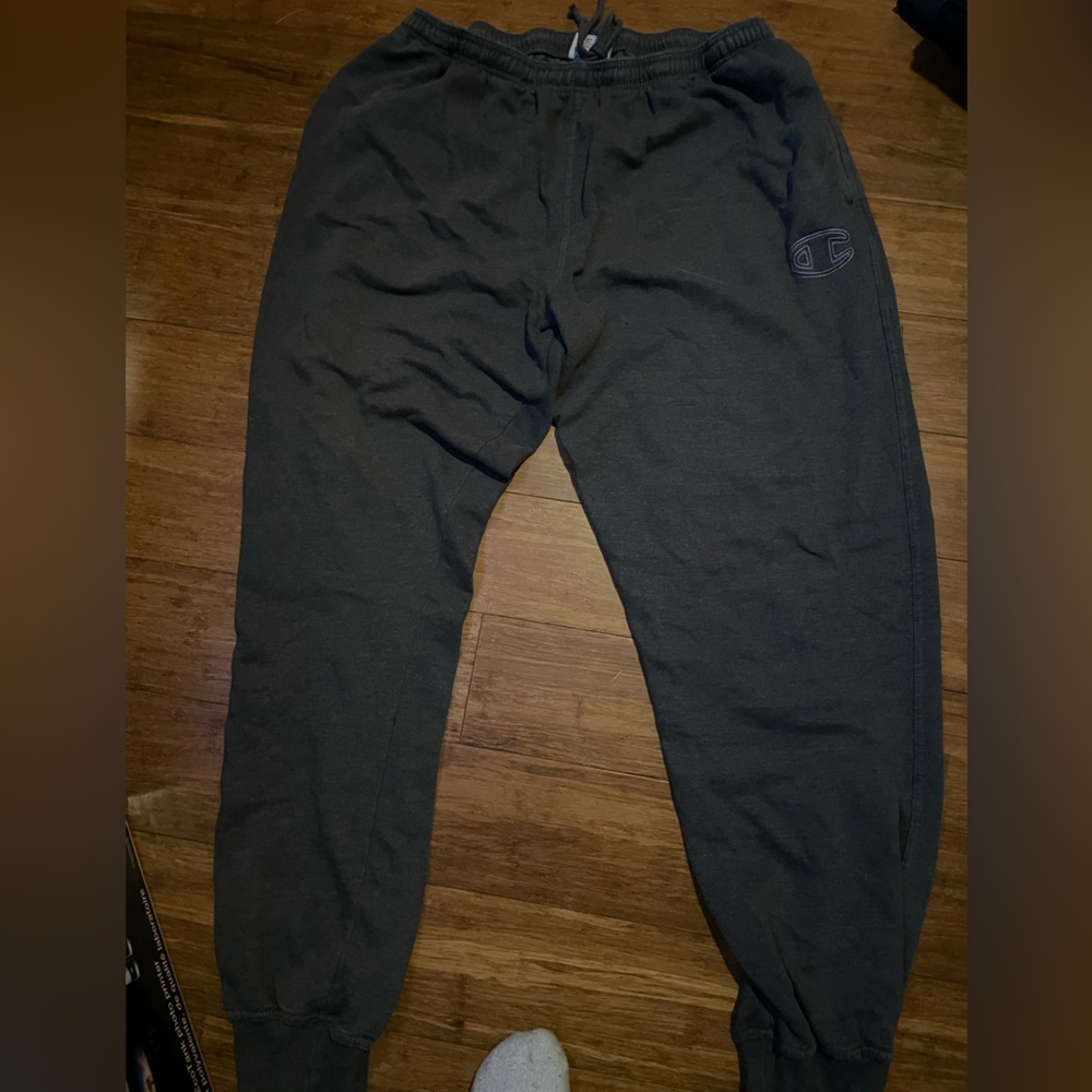 2XLT champion sweats
